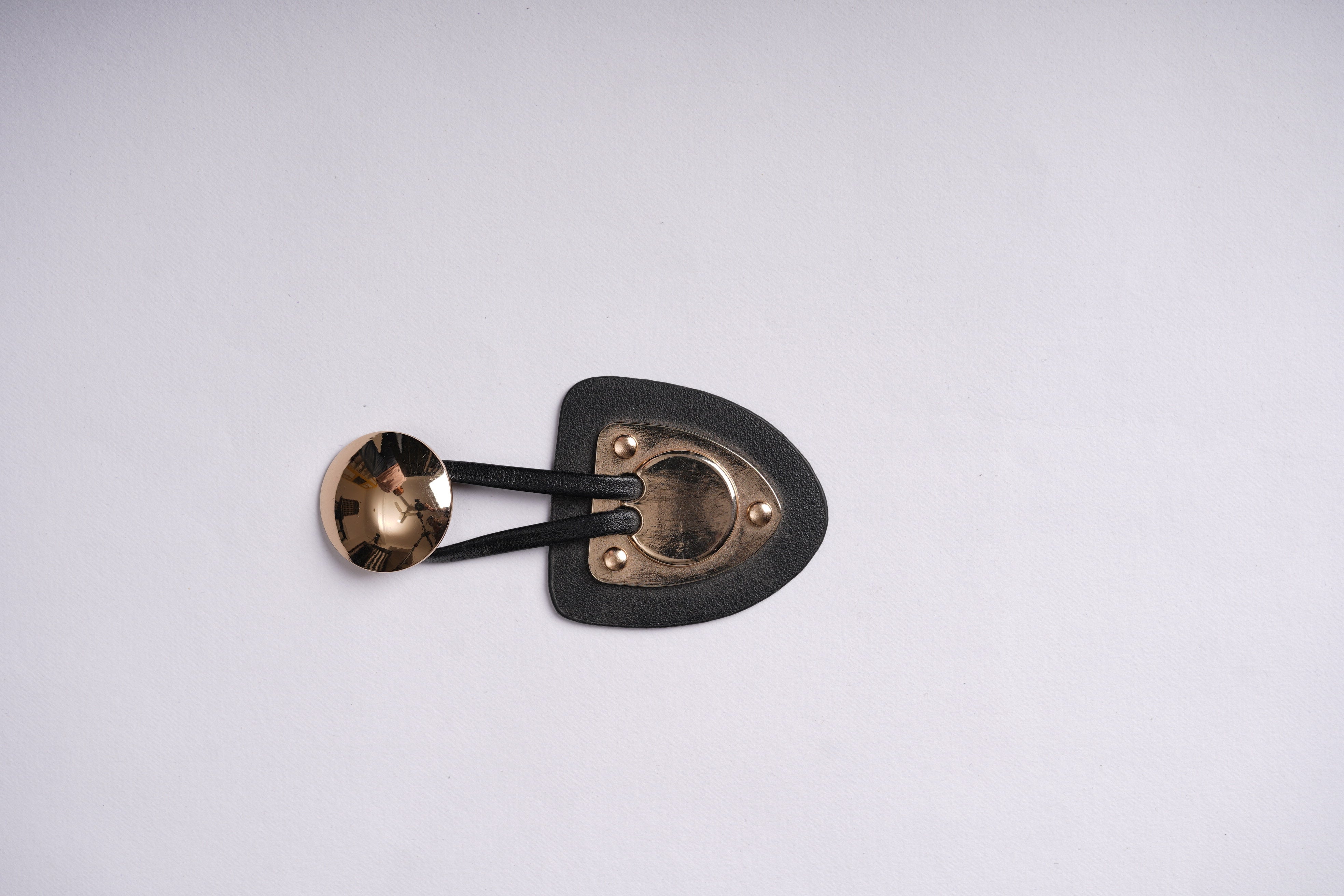 SUPERIOR QUALITY SHINY GOLD BUTTON WITH PU LEATHER TOGGLE FOR JACKETS