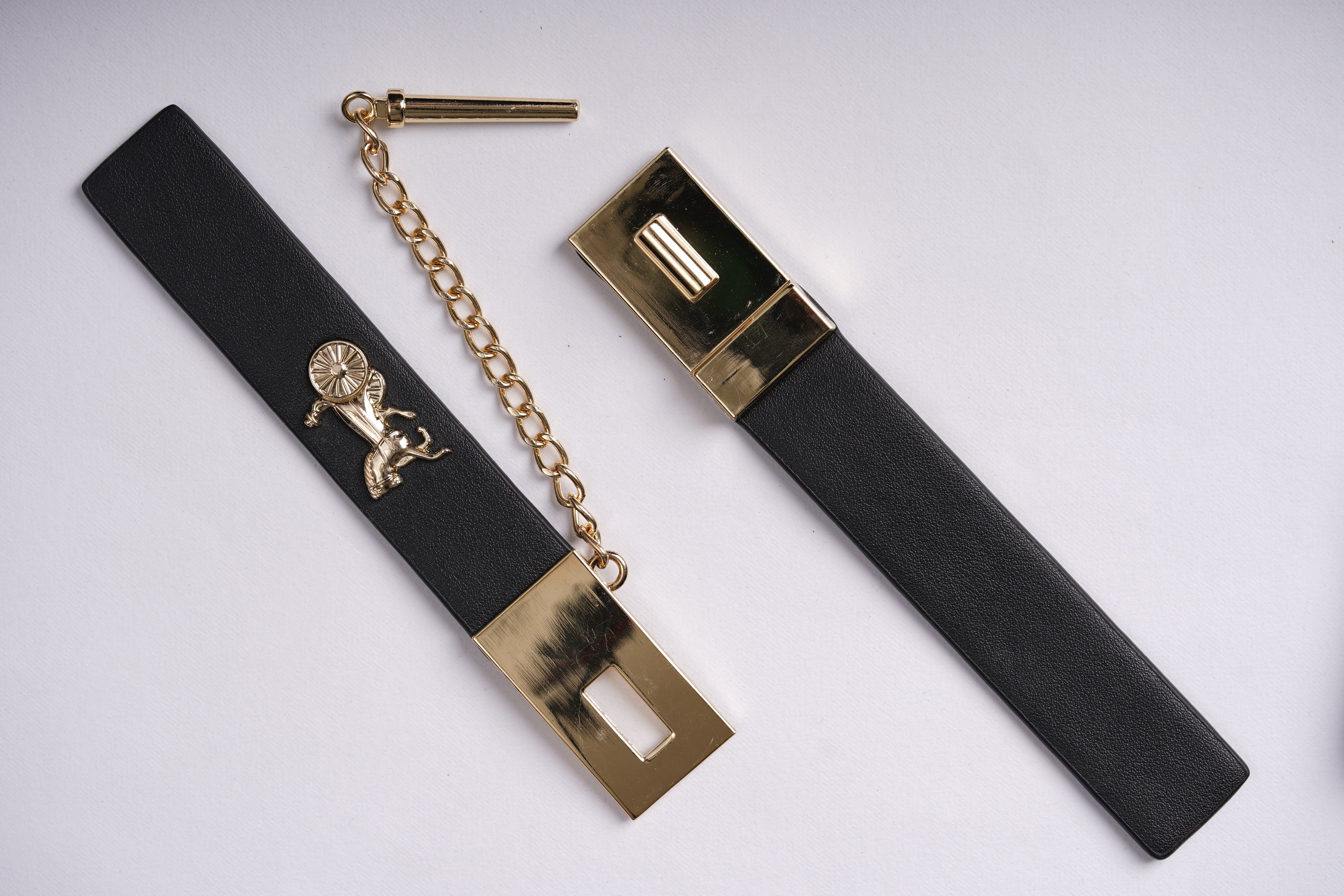 LUXURY STYLE 2 PART CLOSURE CLASP BELT WITH CHAIN LOCK